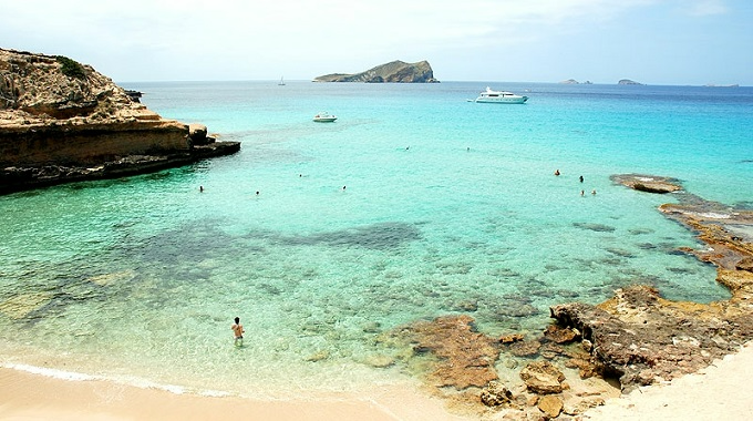 CC excursion a cala conta Ibiza en barco 3